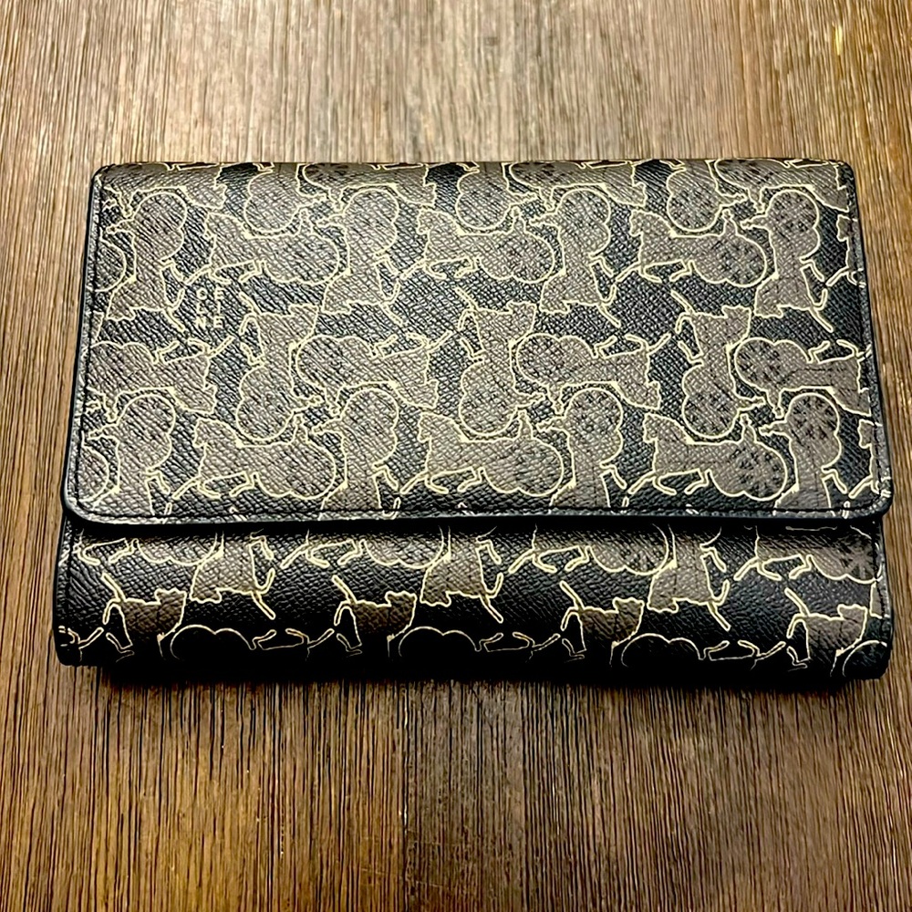 EUC CELINE WALLET BROWN & BLACK W/ HORSE & CARRIAGE